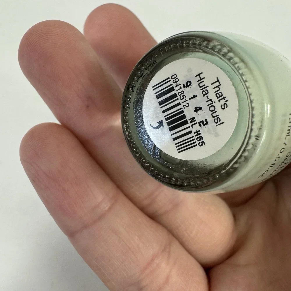 OPI Nail Lacquer NLH65 That's Hula-rious  Pastel Mint  Green 0.5oz New Without